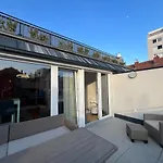 Feel-Good Oasis With Terrace